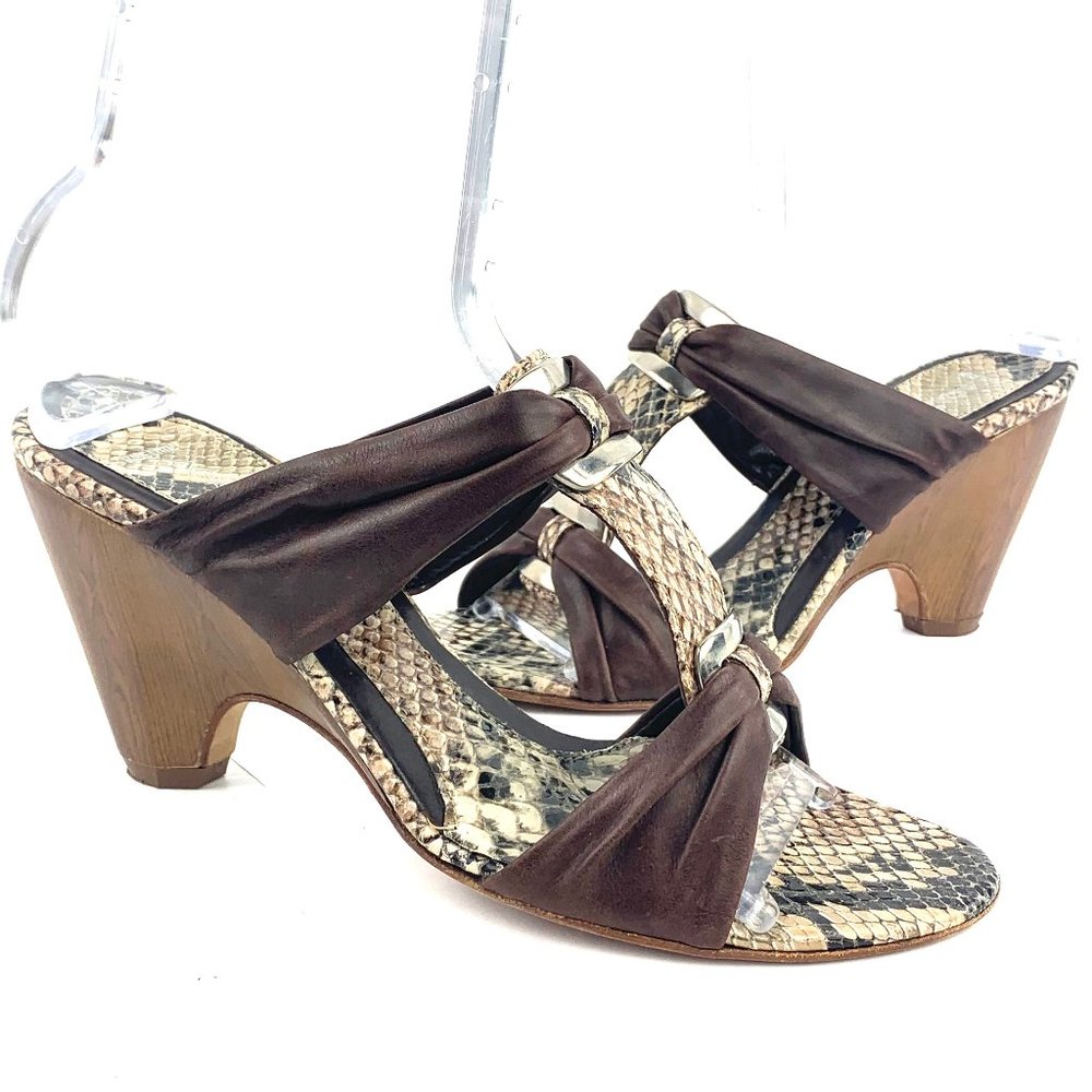 AQUATALIA Slip On Sandals